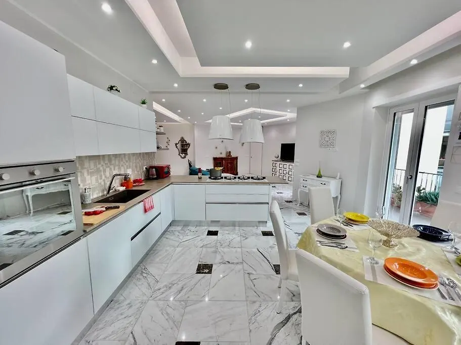 Apartament Lussuoso 130 Mq Zona Cipro Rzym