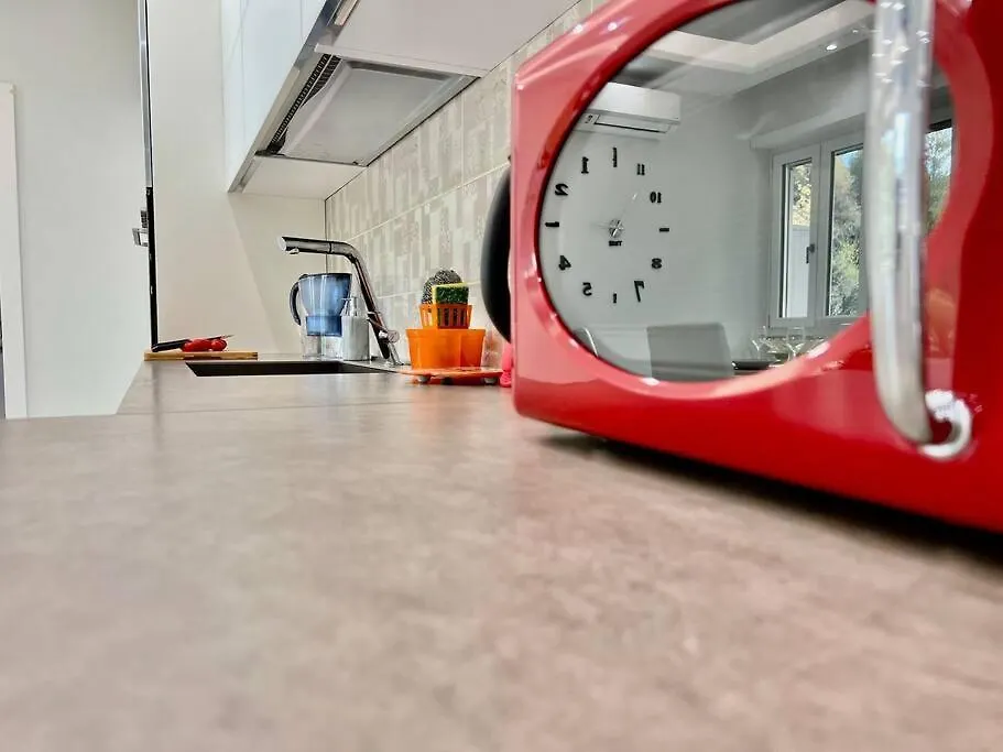 Apartament Lussuoso 130 Mq Zona Cipro Rzym 0*,  Włochy