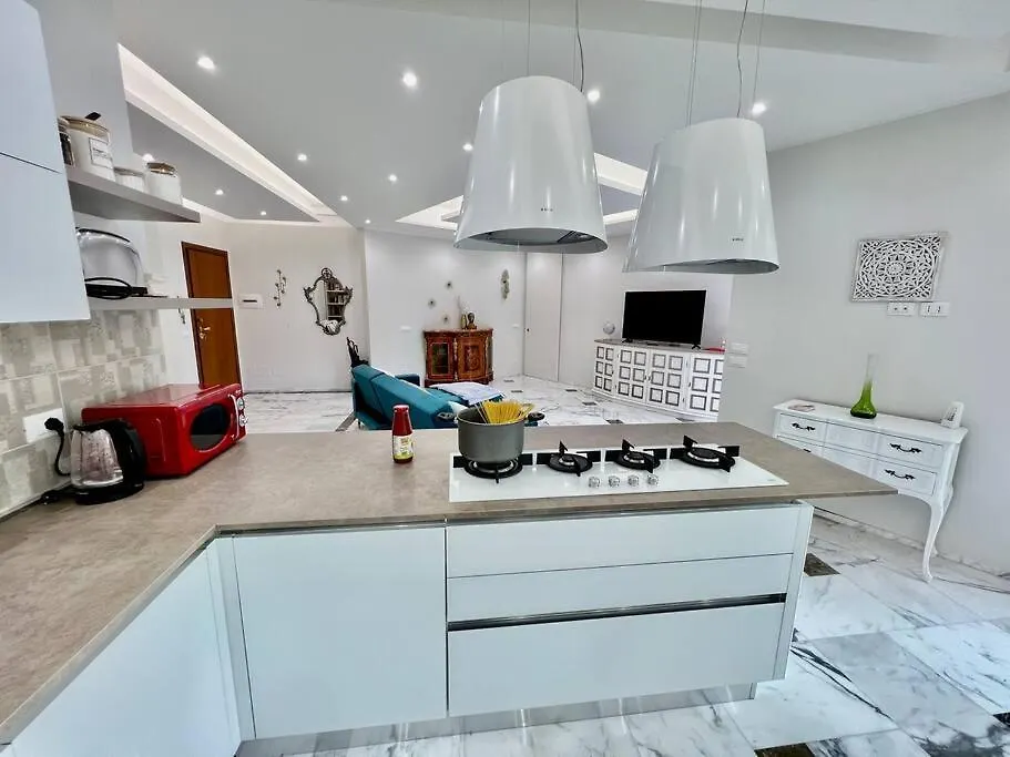 Apartament Lussuoso 130 Mq Zona Cipro Rzym