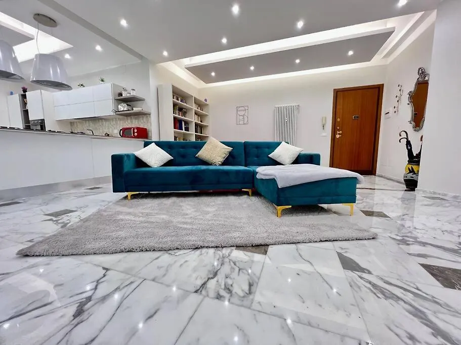 Apartament Lussuoso 130 Mq Zona Cipro Rzym